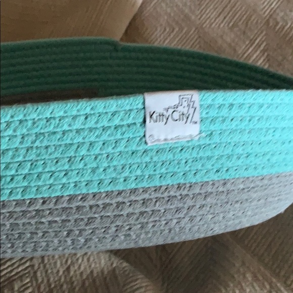 Cat Bed by Kitty Coty - Picture 4 of 5